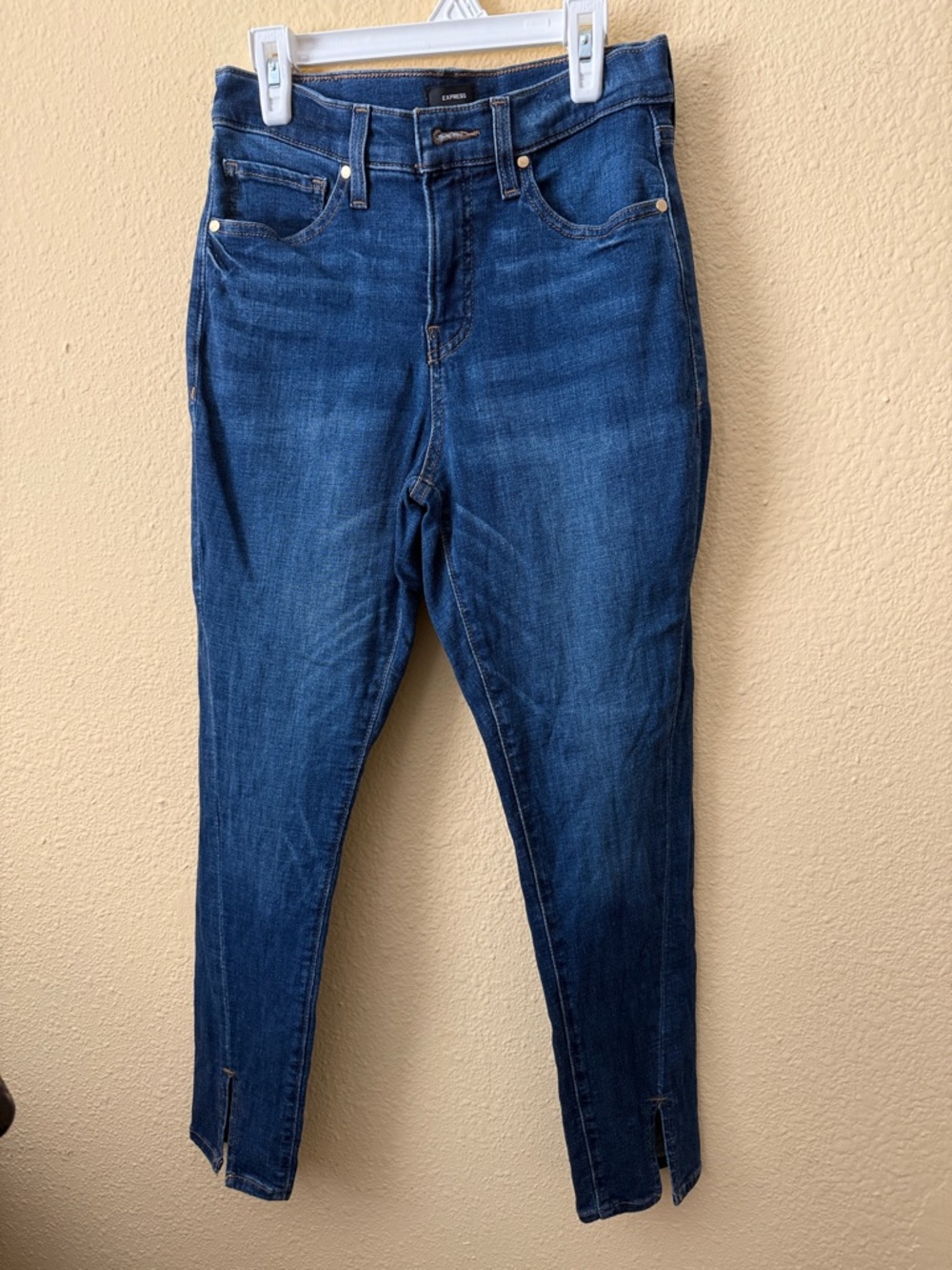 Express Skinny Jeans in Dark Blue Wash